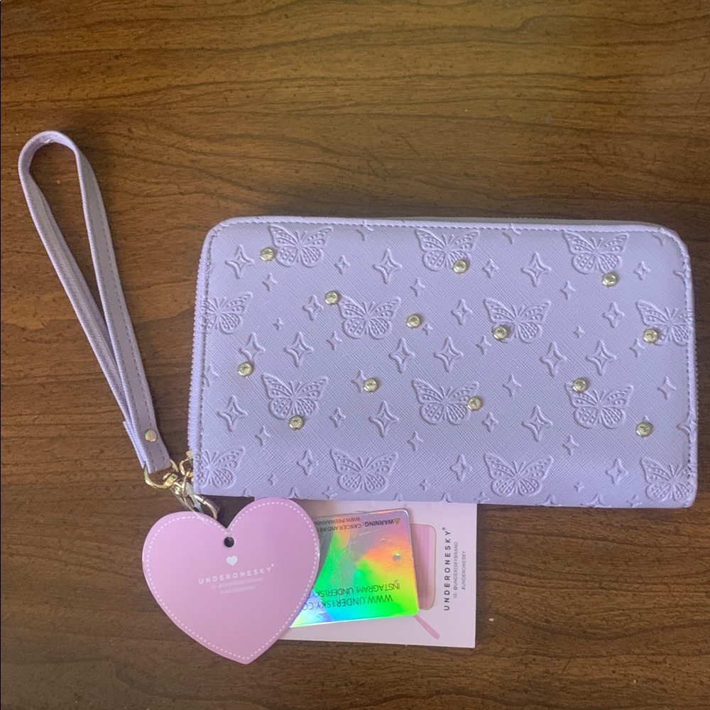 NWT Under One Sky Lavender Butterfly Multi Pocket Wristlet Wallet